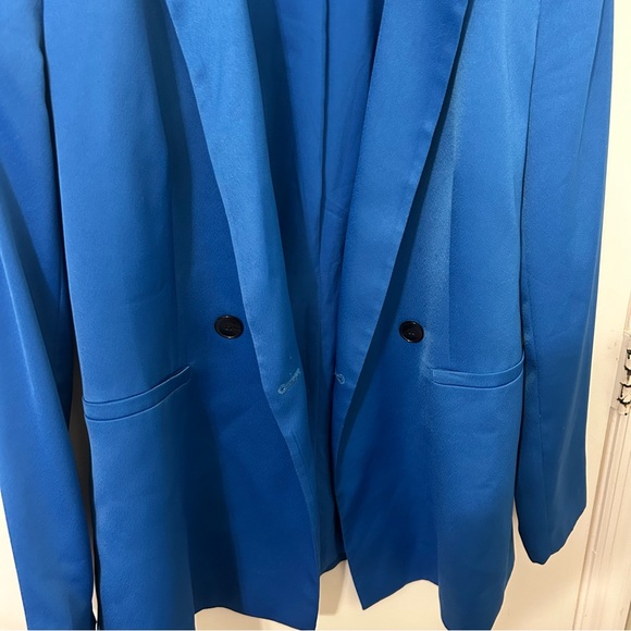 Halogen | Women’s Vibrant Blue Satin Blazer | Size Small - Picture 4 of 7